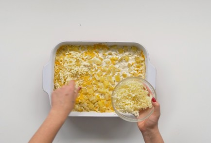 Фото шага рецепта Картошка с сыром в духовке 151511 шаг 7  