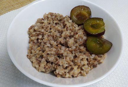 Фото шага рецепта Каша гречневая на молоке 190134 шаг 10  