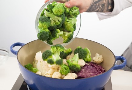 Фото шага рецепта Кастрюля с семью капустами 15672 шаг 2  