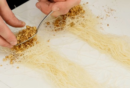 Фото шага рецепта Греческий десерт катаифи 92868 шаг 8  