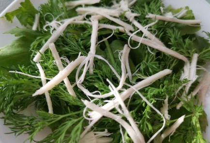 Фото шага рецепта Кавказский салат 191570 шаг 4  