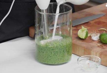 Фото шага рецепта Кефаль с овощами в соусе зеленый карри 188773 шаг 8  