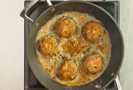 Фото шага рецепта Кефтедес 43543 шаг 5  