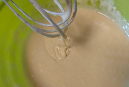 Фото шага рецепта Кекс на сгущенном молоке 188968 шаг 11  