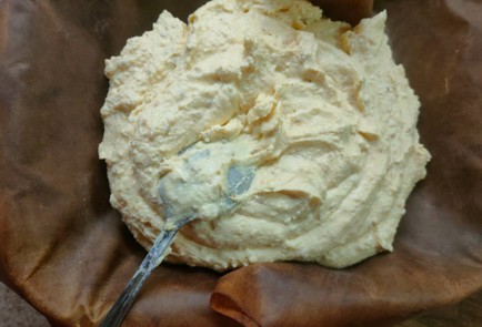 Фото шага рецепта Кекс с домашним вареньем 191353 шаг 11  