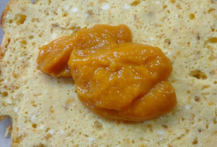 Фото шага рецепта Кекс с домашним вареньем 191353 шаг 16  