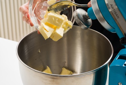 Фото шага рецепта Кекс с сердцем 151982 шаг 1  