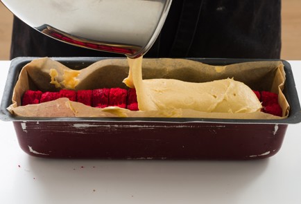 Фото шага рецепта Кекс с сердцем 151982 шаг 14  