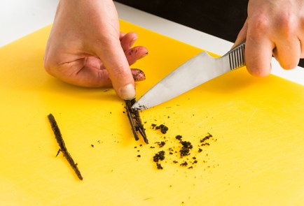 Фото шага рецепта Кекс с сердцем 151982 шаг 9  