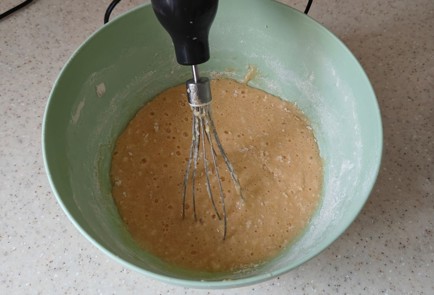 Фото шага рецепта Кексы с черникой 175706 шаг 8