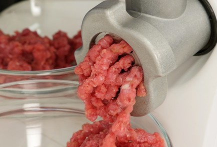 Фото шага рецепта Кенигсбергские клопсы 94142 шаг 1  