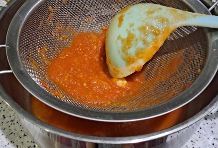 Фото шага рецепта Кетчуп с яблоками на зиму 186805 шаг 9  