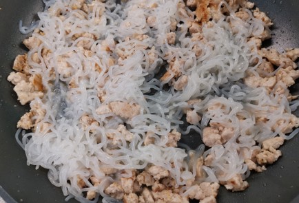 Фото шага рецепта Кетомакароны пофлотски с курицей 186806 шаг 7  