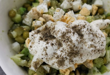 Фото шага рецепта Кетооливье 175216 шаг 10