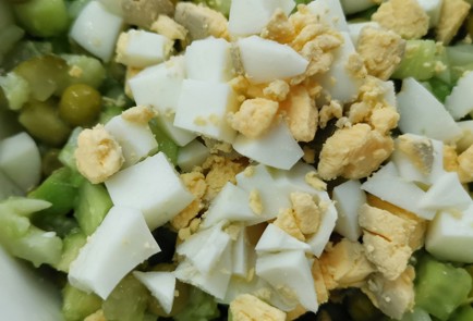 Фото шага рецепта Кетооливье 175216 шаг 9