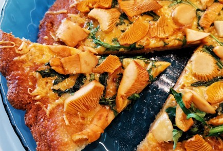 Фото шага рецепта Кетопицца с лисичками 174661 шаг 12  