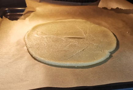 Фото шага рецепта Кетопицца с лисичками 174661 шаг 5  