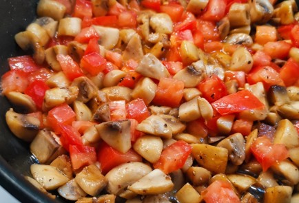 Фото шага рецепта Кетоспагетти с грибами 174870 шаг 7  