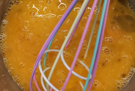 Фото шага рецепта Кетоблины на кефире 152648 шаг 3  