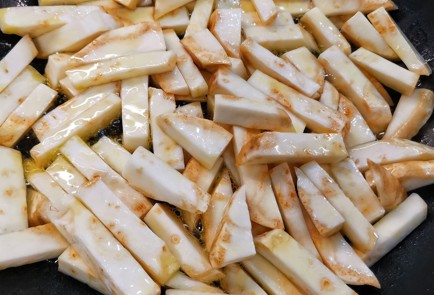 Фото шага рецепта Кетогарнир Картофель фри с соусом дорблю 173355 шаг 3  