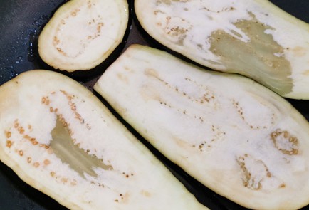 Фото шага рецепта Кетолазанья со слайсами жареного баклажана 152671 шаг 2  