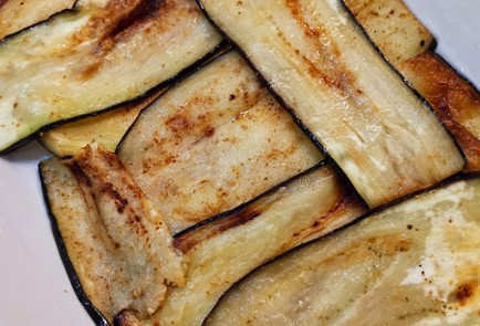 Фото шага рецепта Кетолазанья со слайсами жареного баклажана 152671 шаг 6  