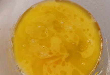 Фото шага рецепта Кетоломтики из кокосовой муки 151761 шаг 2  