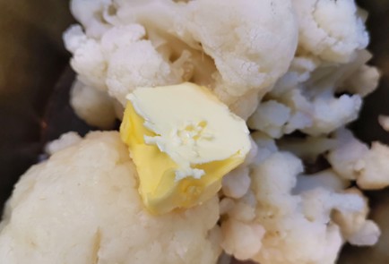 Фото шага рецепта Кетопюре с горошком и крапивой 153009 шаг 4  