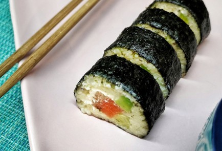 Фото шага рецепта Кетороллы из цветной капусты с лососем 153109 шаг 14  