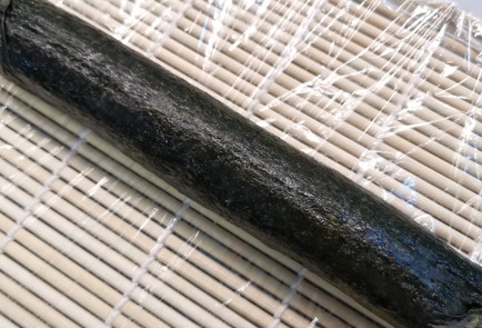 Фото шага рецепта Кетороллы с лососем 153111 шаг 10  