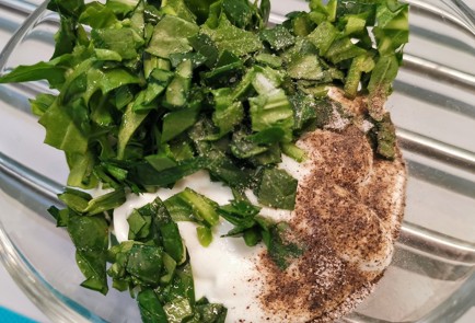 Фото шага рецепта Кетотако с йогуртовочесночной начинкой 152923 шаг 7  