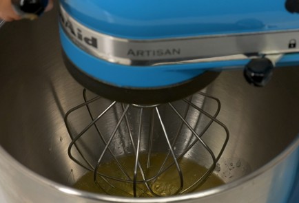 Фото шага рецепта Киевский торт 136979 шаг 2  