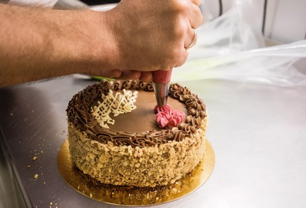 Фото шага рецепта Киевский торт 173835 шаг 21  