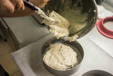 Фото шага рецепта Киевский торт 173835 шаг 6  