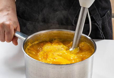 Фото шага рецепта Кисель из облепихи с розмарином 175616 шаг 5  