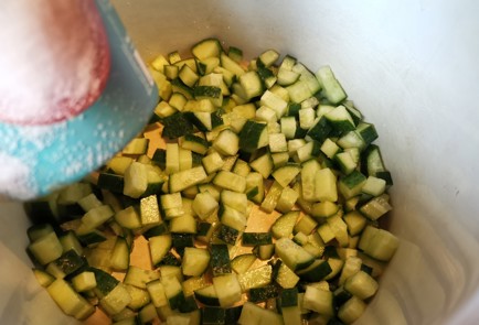 Фото шага рецепта Китайский салат 189307 шаг 2  