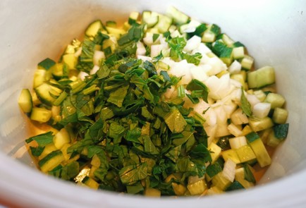 Фото шага рецепта Китайский салат 189307 шаг 4  