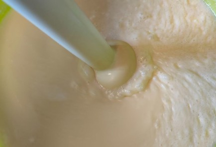 Фото шага рецепта Клафути с вишней клубникой и мороженым 188918 шаг 9  