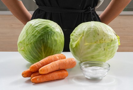 Фото шага рецепта Классическая хрустящая квашеная капуста 174405 шаг 1  