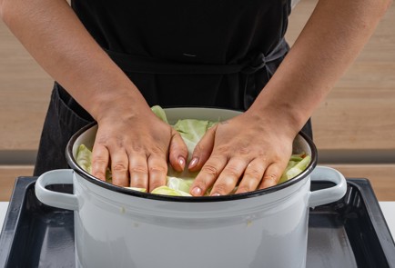 Фото шага рецепта Классическая хрустящая квашеная капуста 174405 шаг 7  