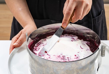 Фото шага рецепта Классическая селедка под шубой 187590 шаг 9