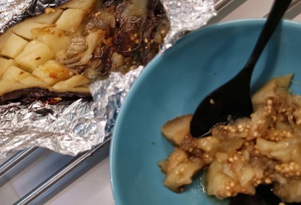 Фото шага рецепта Классический бабагануш с тхиной 152283 шаг 5  