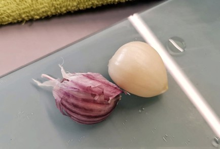 Фото шага рецепта Классический соус к салатам с лимонным соком 151280 шаг 6