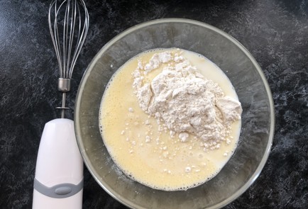 Фото шага рецепта Классические блины 140749 шаг 2  