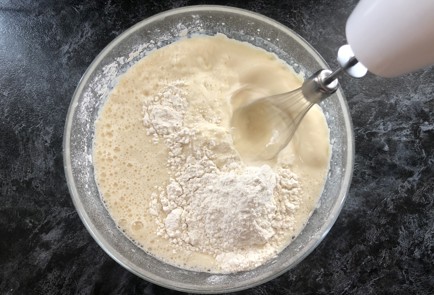 Фото шага рецепта Классические блины 140749 шаг 3  