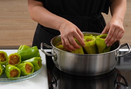 Фото шага рецепта Классические фаршированные перцы 173980 шаг 9  