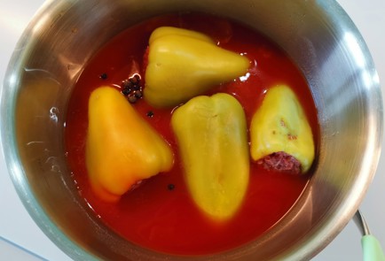 Фото шага рецепта Классические фаршированные перцы 190495 шаг 8  