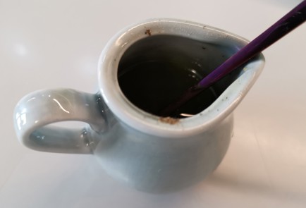 Фото шага рецепта Классический греческий салат 189216 шаг 9  