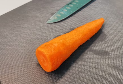 Фото шага рецепта Классический куриный суп 174159 шаг 2  