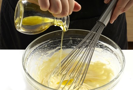 Фото шага рецепта Классический майонез 152820 шаг 7